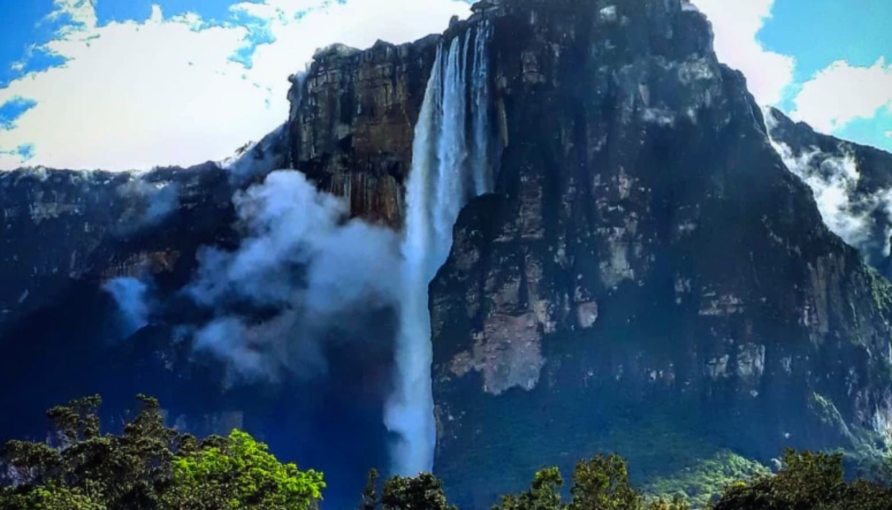 Les 10 chutes d’eau les plus hautes du monde à découvrir