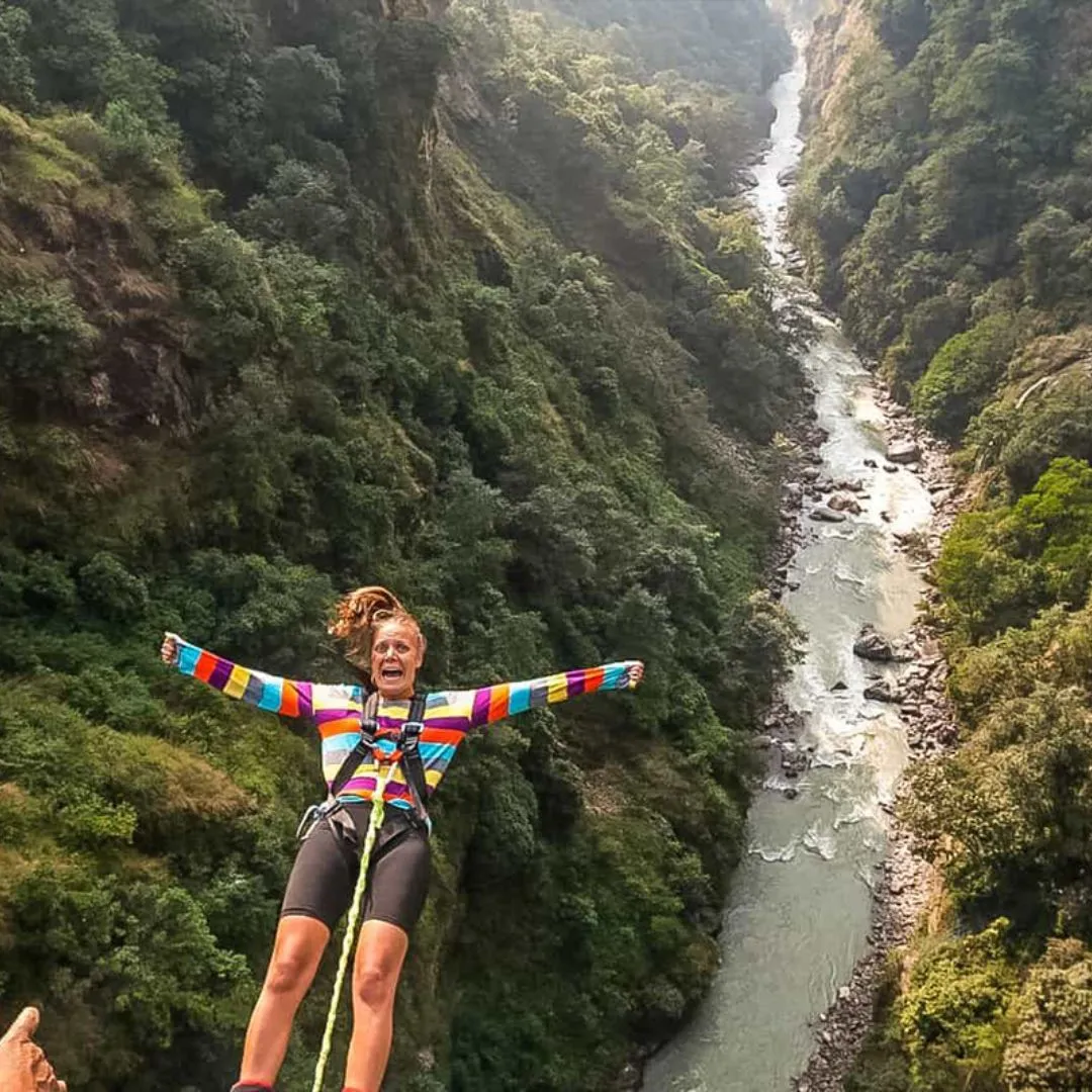 🌊 Cascade Bhotekoshi : L’ultime aventure aquatique du Népal